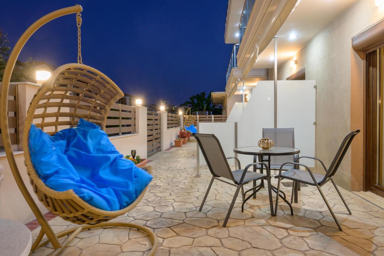 M&B Boutique Apartments Nea Roda Exterior photo
