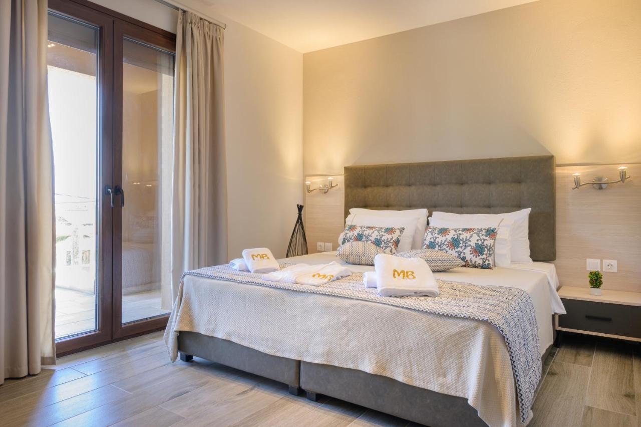 M&B Boutique Apartments Nea Roda Exterior photo
