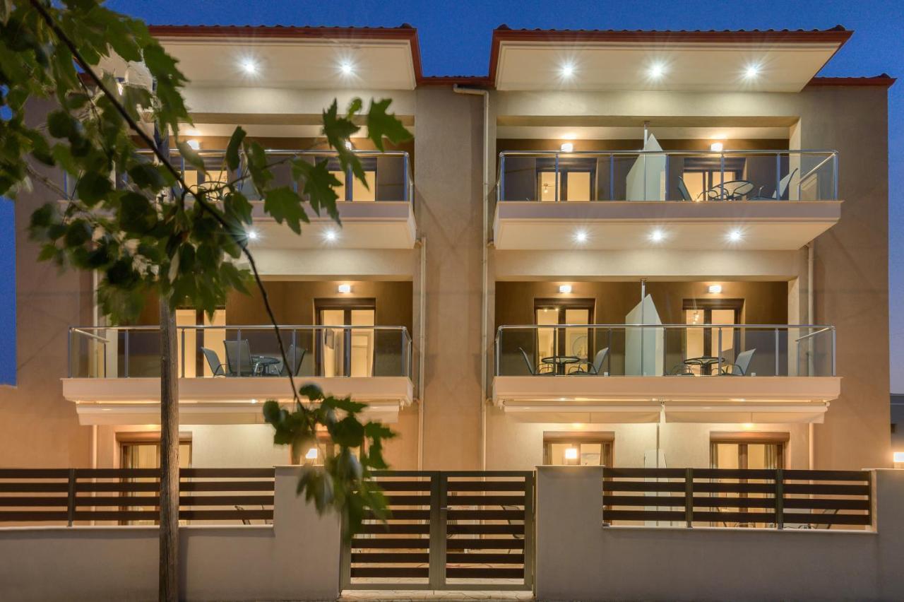 M&B Boutique Apartments Nea Roda Exterior photo