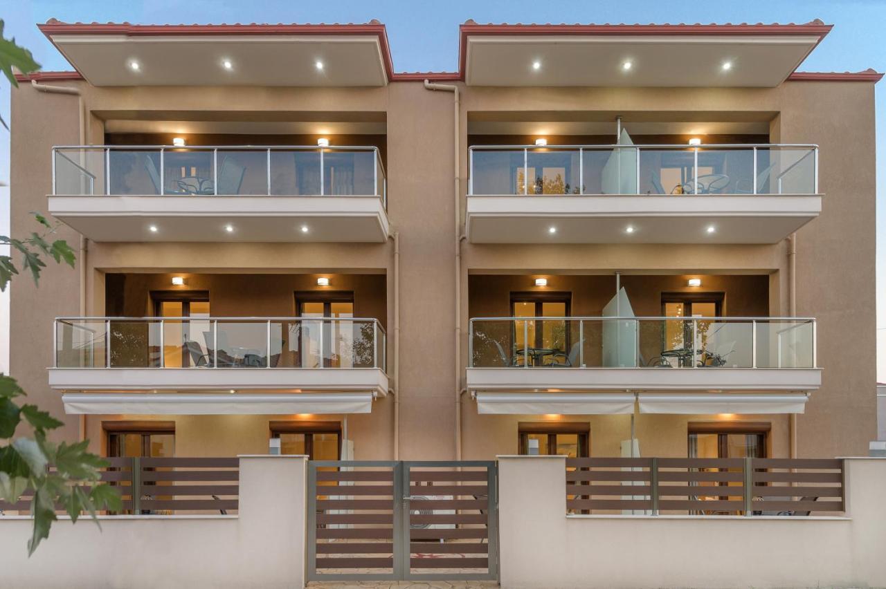 M&B Boutique Apartments Nea Roda Exterior photo